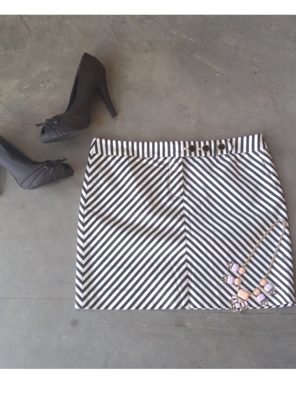 J. Crew | Black White Diagonal Stripe Mini‎ Skirt 2